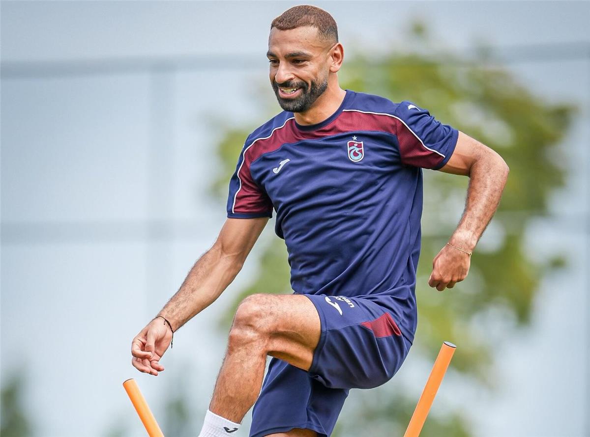 طلب شخصي.. سبب غياب محمد صلاح عن لقاء طرابزون سبور وجوزتيبي ودياً
