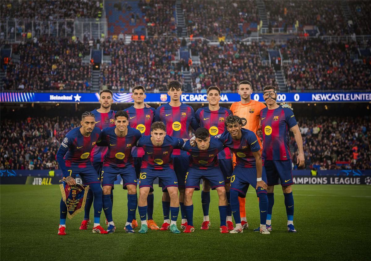 برشلونة يفتح الباب لرحيل لاعبيه.. ويحدد موقفه من ضم بديل أراوخو