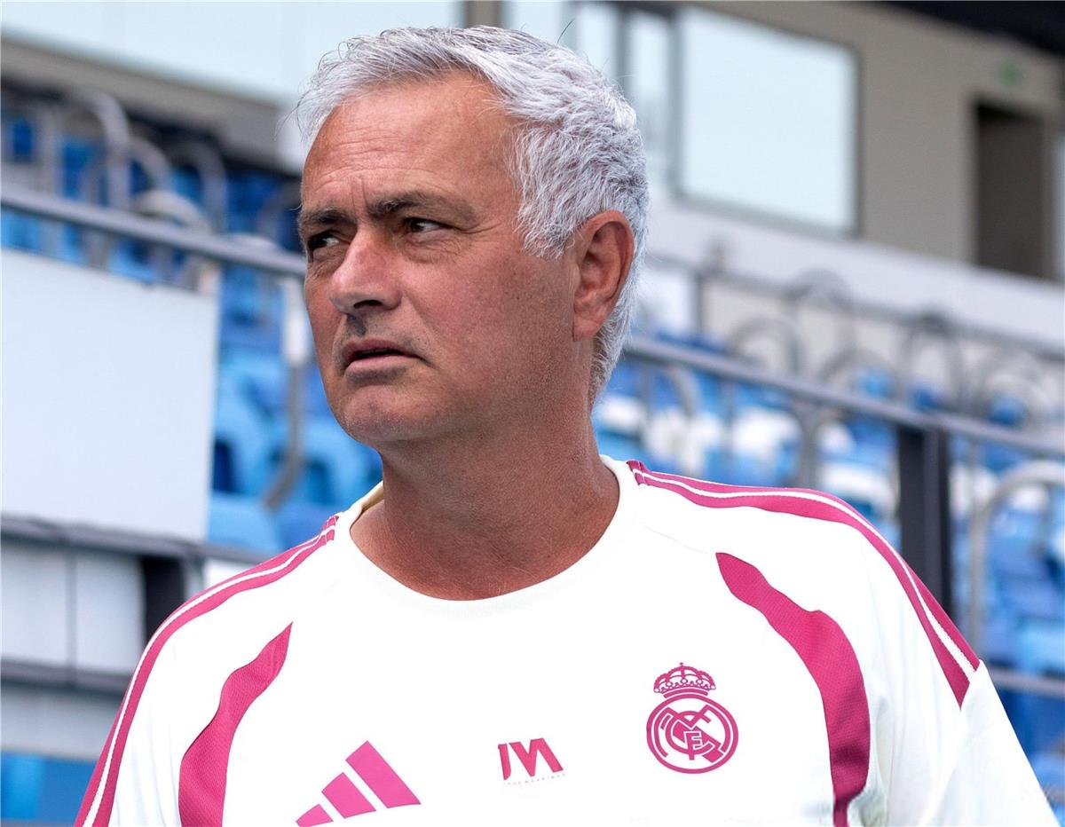 مورينيو: لاعب ريال مدريد مهم للغاية.. ولم أتوقع ما فعله فينيسيوس