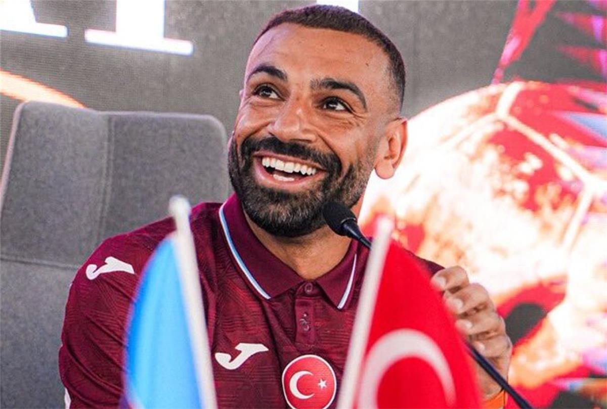 لاعب طرابزون سبور: محمد صلاح يفوق توقعاتنا وسعداء بانضمامه لنا