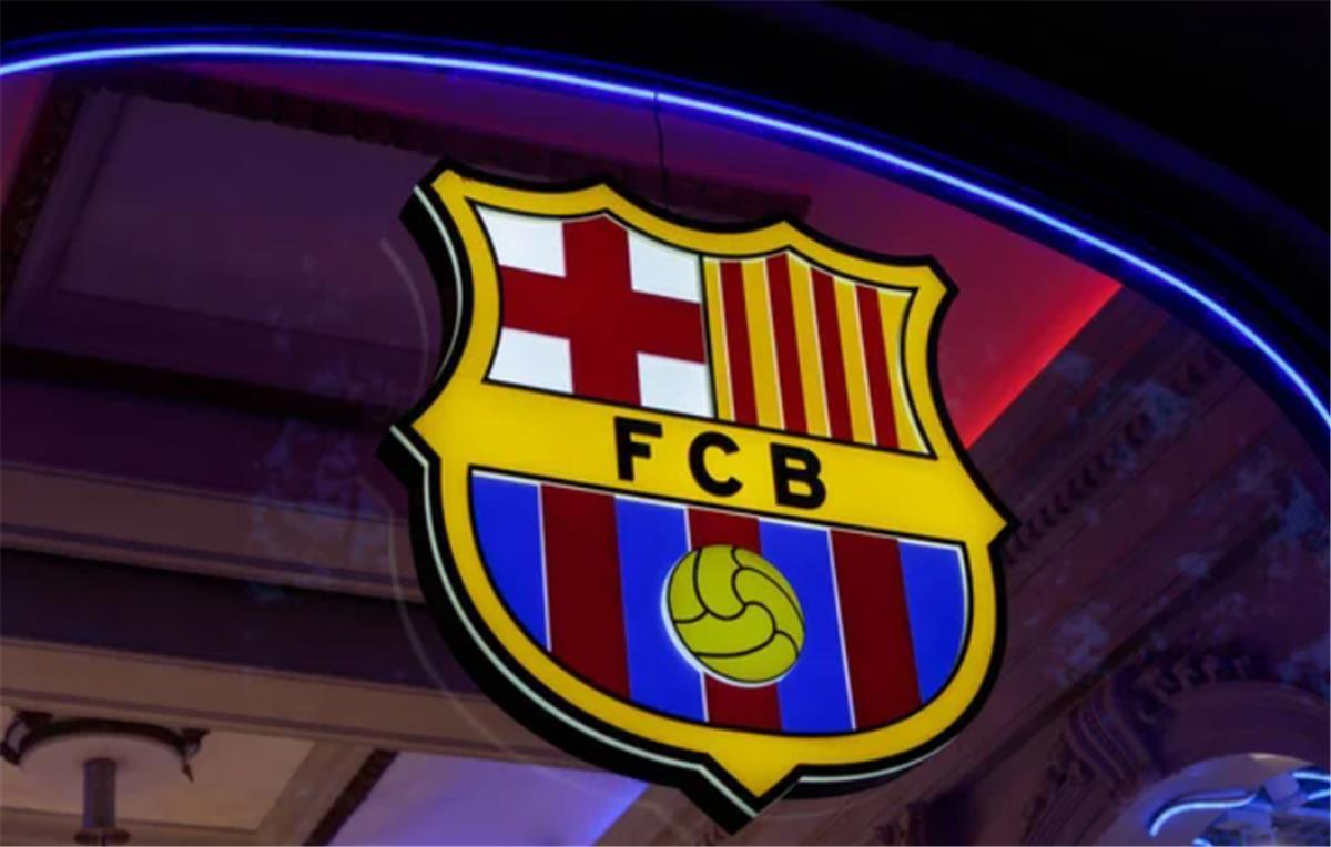 برشلونة يستعد لتقديم خامس صفقاته الصيفية
