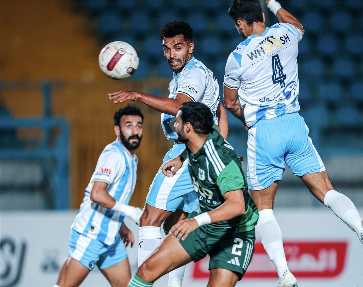 فيديو | بيراميدز يتخطى المصري بهدف نظيف ويواصل تربعه على صدارة الدوري 