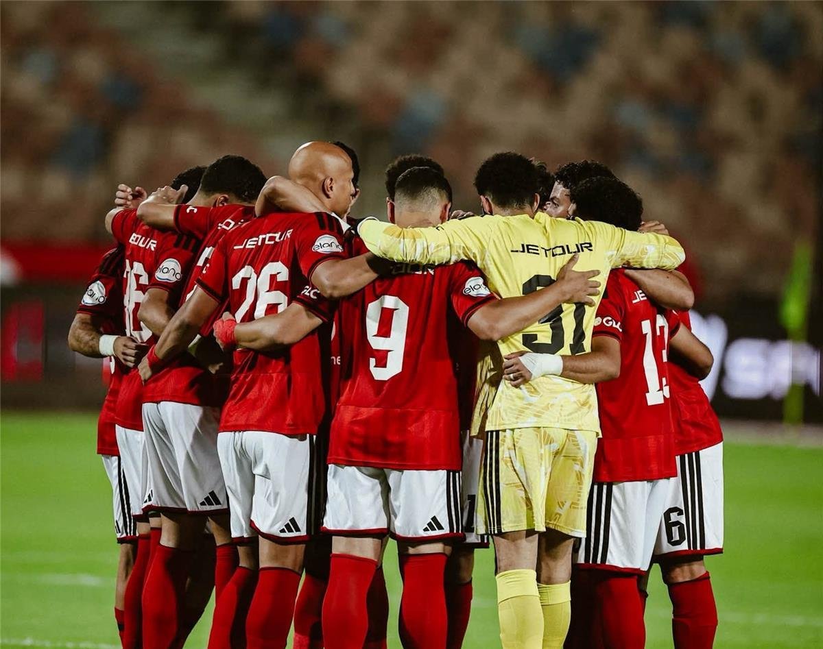 الأهلي يبحث عن تصحيح المسار أمام أبو قير للأسمدة في الدوري المصري