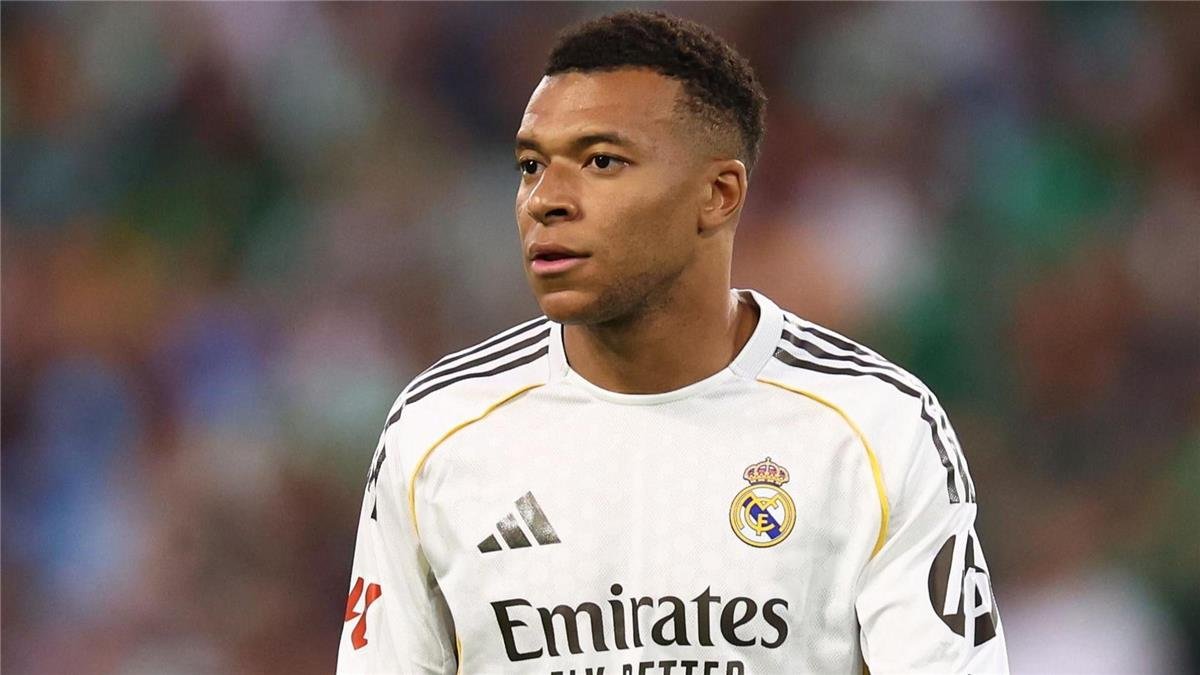 مبابي يسجل هدف ريال مدريد الثاني أمام إلتشي