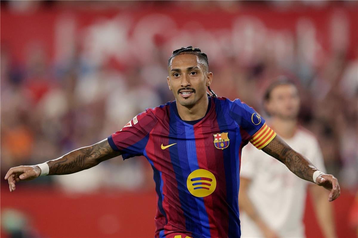 رقم مذهل لـ رافينها مع برشلونة
