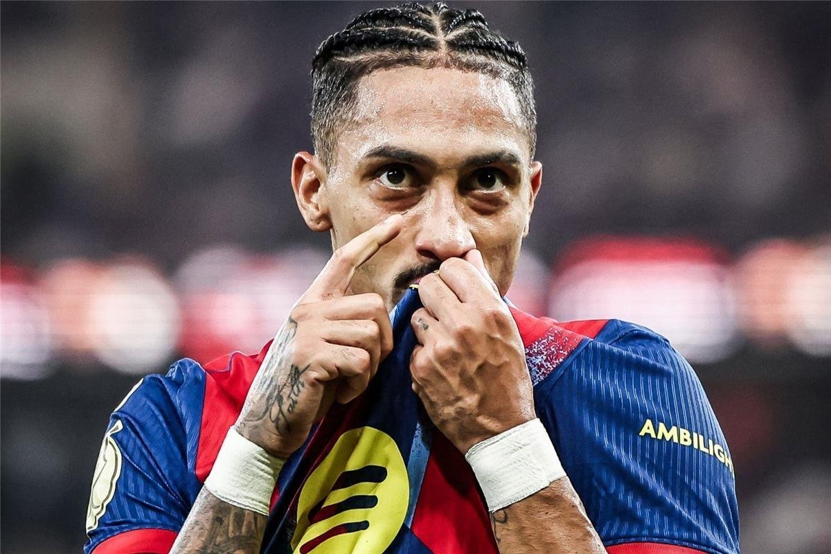 رافينها: لم أتوقع هذا الدعم من برشلونة.. وفليك غير عقليتي