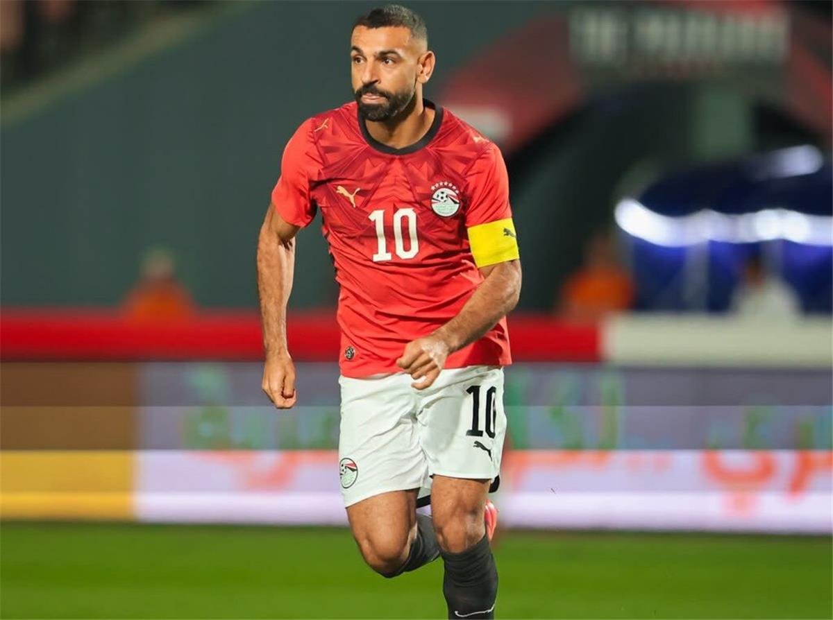 فيديو | لا يزال حاضرًا رغم رحيله.. ثنائي ليفربول يختاران محمد صلاح في اختبارات مميزة