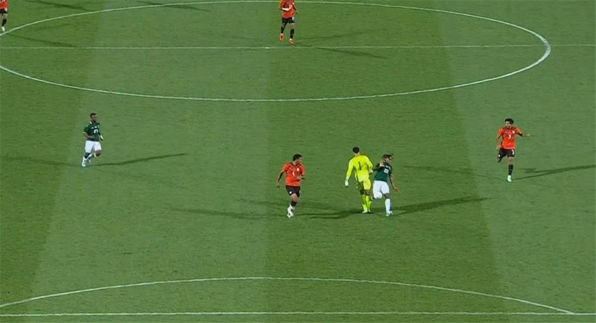 أحمد شوبير يُعلق على خطأ نجله في مباراة مصر وجنوب إفريقيا