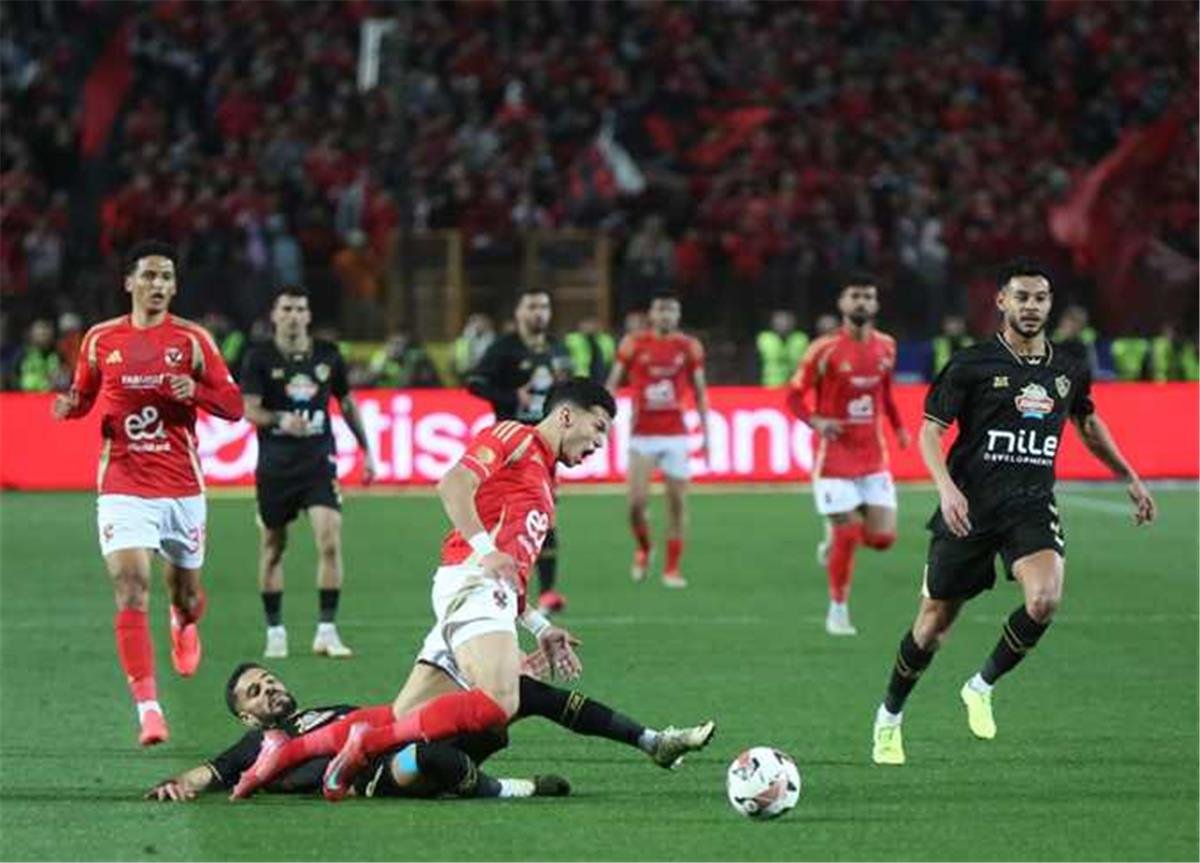 معلقي مباراة الأهلي والزمالك في قمة الدوري المصري اليوم