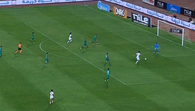 عدي الدباغ يهدر انفراد تام في مباراة الزمالك والمصري