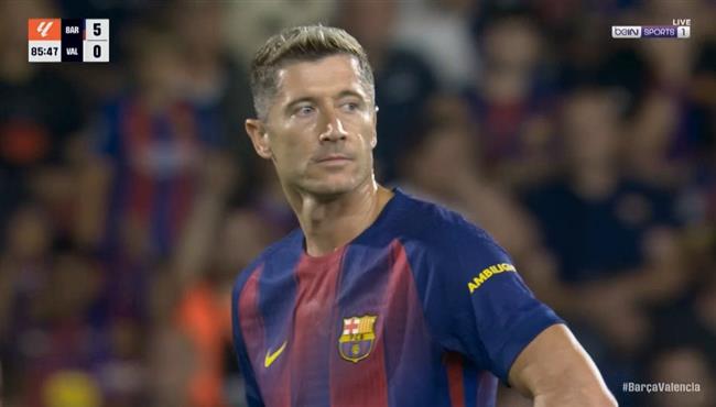 هدف ليفاندوفسكي الثاني في مرمي فالنسيا اسيست مارك بيرنال