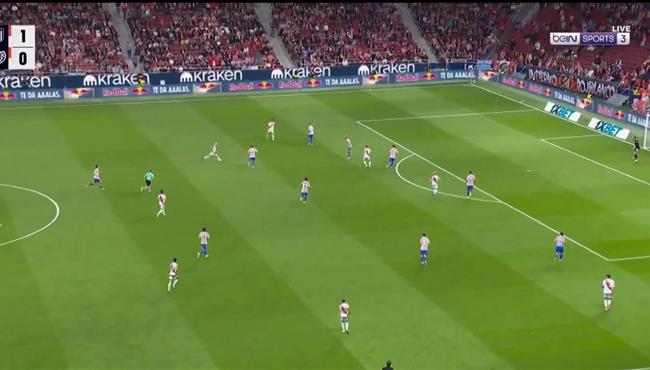 هدف صاروخي عالمي في مباراة اتلتيكو مدريد ورايو فاليكانو بالدوري الاسباني