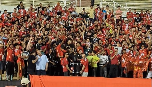 بعد تعادل الزمالك مع المحلة .. جماهير الاهلي تهتف  أوووه بينقط 