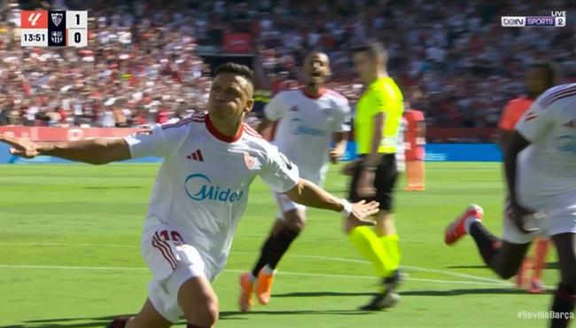 هدف اليكسيس سانشيز في مرمي برشلونة بالدوري الاسباني