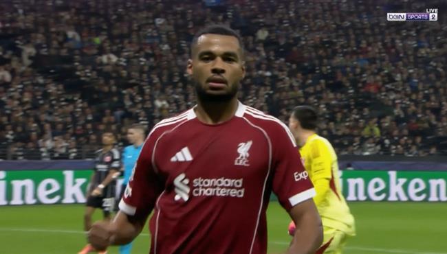 هدف جاكبو في مرمي فرانكفورت بدوري ابطال اوروبا