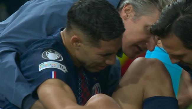 اصابة اشرف حكيمي القوية وطرد لويس دياز في مباراة باريس سان جيرمان وبايرن ميونخ