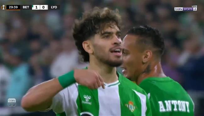 هدف عبد الصمد الزلزولي في مرمي ليون بالدوري الاوروبي