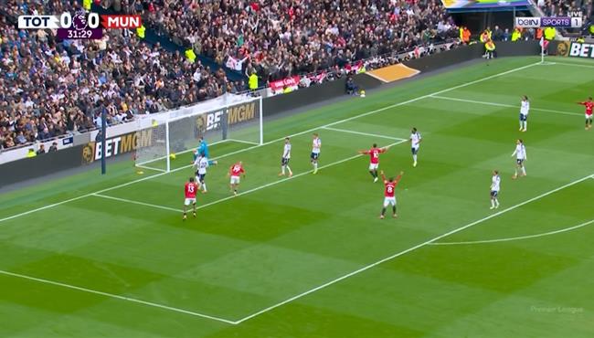 هدف مانشستر يونايتد الاول في مرمي توتنهام بالدوري الانجليزي