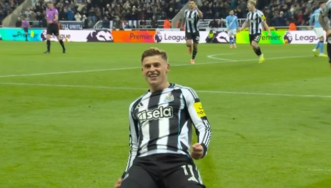 هدف نيوكاسل الاول في مرمي مانشستر سيتي بالدوري الانجليزي