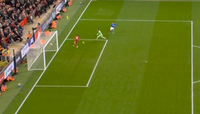 من علي خط المرمي .. كييزا ينقذ ليفربول من هدف فوز قاتل لـ سندرلاند