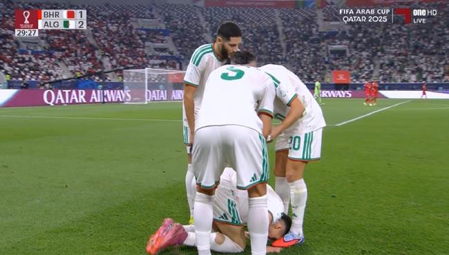 هدف الجزائر الثاني في مرمي البحرين بكاس العرب