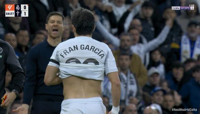 طرد فران جارسيا في مباراة ريال مدريد وسيلتا فيجو ورد فعل تشابي الونسو