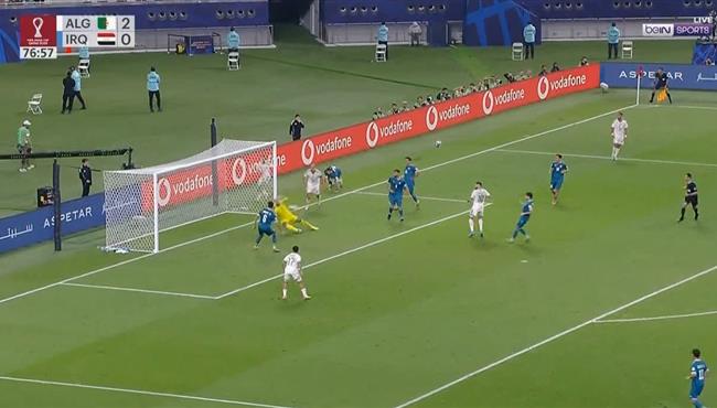 تصدي حارس العراق الرائع ينقذ هدف محقق للجزائر
