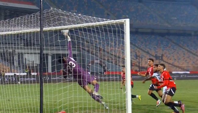 تصدي محمد الشناوي الرائع يحرم نيجيريا من تسجيل هدف امام مصر