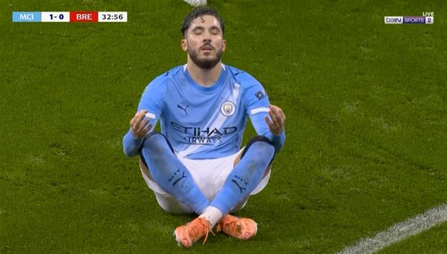 هدف ريان شرقي الرائع في مرمي برينتفورد بكأس الرابطة الانجليزية