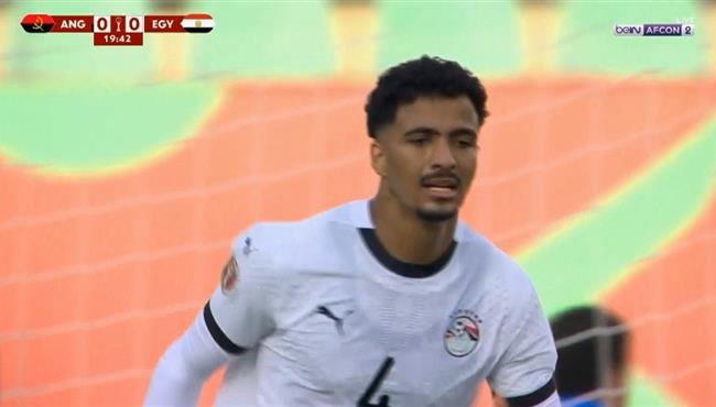 حسام عبد المجيد يهدر هدف محقق لـ مصر امام انجولا