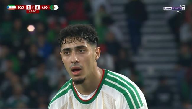 العارضة تحرم فارس شايبي من هدف رائع امام غينيا الاستوائية