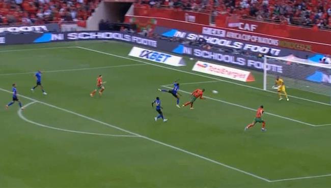 ايوب الكعبي كاد ان يسجل هدف امام تنزانيا في كأس امم افريقيا