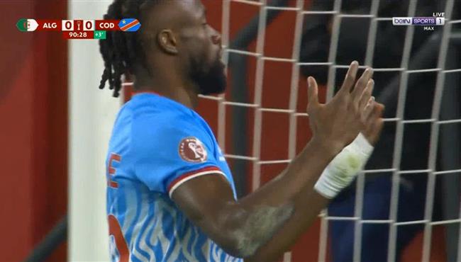 فيستون مايلي كاد ان يسجل هدف قاتل امام الجزائر في كأس امم افريقيا