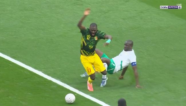 هل حرم الحكم مالي من ركلة جزاء امام السنغال بكأس أمم أفريقيا