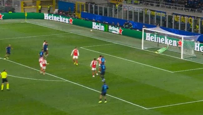 هدف تعادل انتر ميلان الصاروخي مع ارسنال (11) دوري ابطال اوروبا