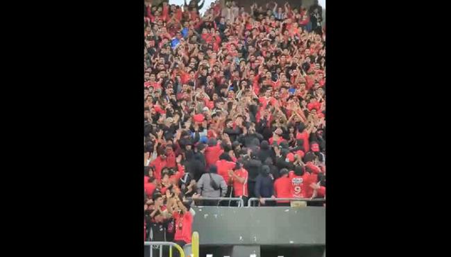 جماهير الاهلي تهتف : فتح عينك شوف الصورة المدرج لبتوع الكورة