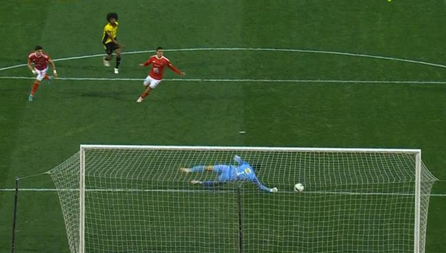 تصدي محمد الشناوي الرائع ينقذ الاهلي من هدف لوادي دجلة