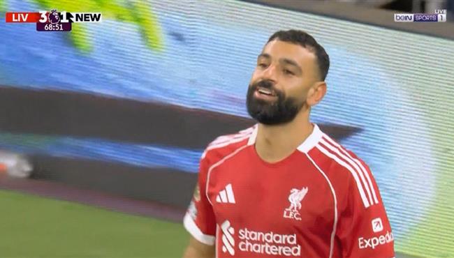 محمد صلاح يهدر هدف محقق امام نيوكاسل بالدوري الانجليزي