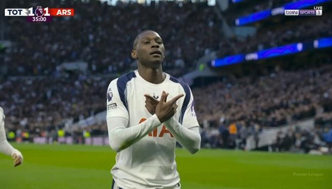 هدف تعادل توتنهام مع ارسنال (11) بعد خطأ من ديكلان رايس