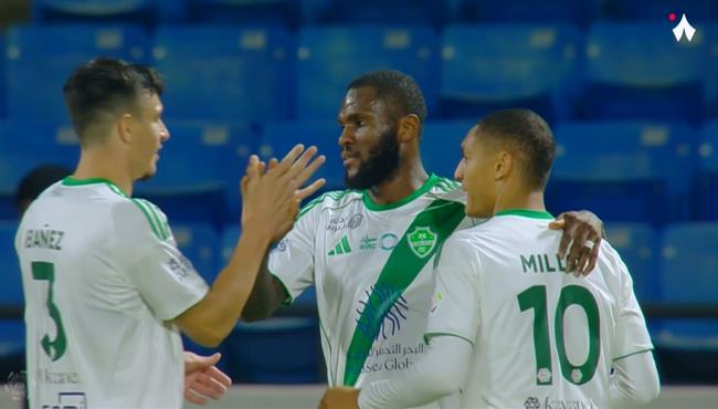 اهداف مباراة الاهلي وضمك في الدوري السعودي
