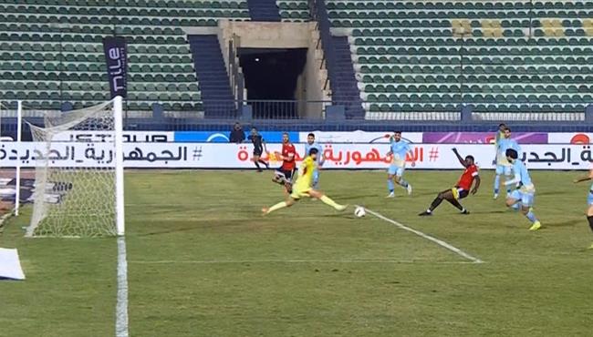 محمد الشناوي يتألق وينقذ انفراد امام طلائع الجيش بالدوري المصري