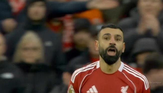 محمد صلاح يهدر هدف محقق امام توتنهام ورد فعل ارني سلوت