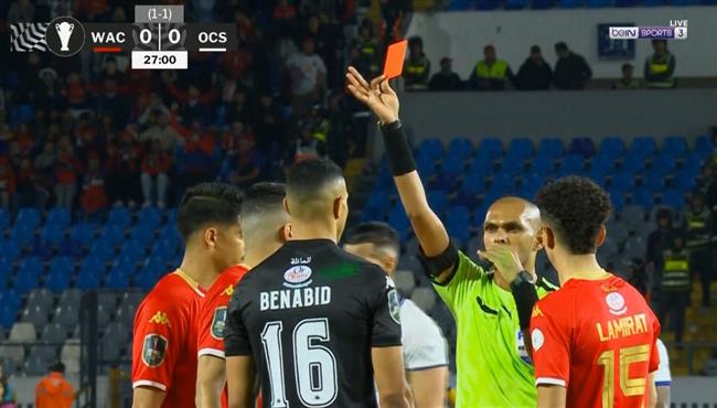 طرد المهدي بن عبيد حارس الوداد امام اولمبيك اسفي في كأس الكونفيدرالية