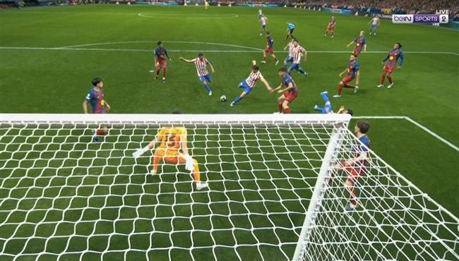 تصدي خوان جارسيا الرائع يحرم اتلتيكو مدريد من هدف امام برشلونة