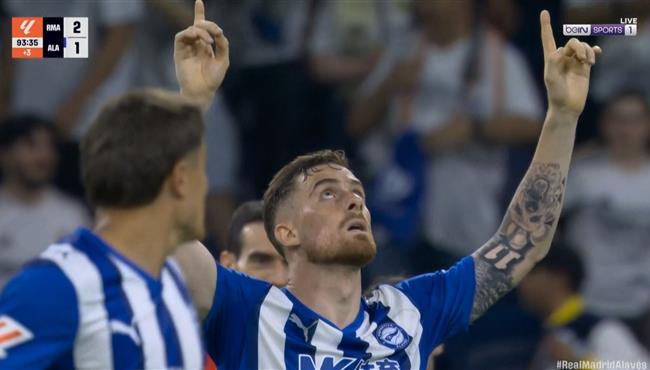 هدف ديبورتيفو ألافيس الرائع بالكعب في مرمي ريال مدريد بالدوري الاسباني