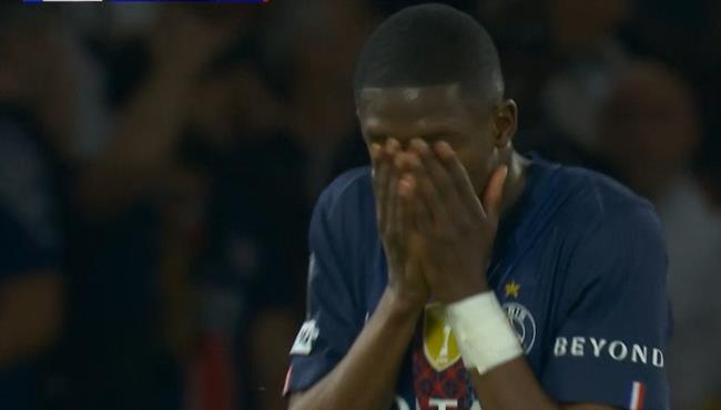 عثمان ديمبلي يهدر انفراد امام بايرن ميونخ بطريقه غريبة