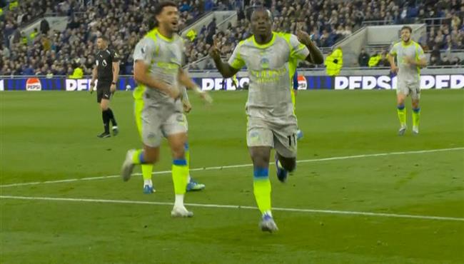 هدف مانشستر سيتي الاول الرائع في مرمي ايفرتون بالدوري الانجليزي