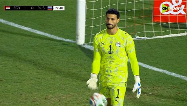محمد الشناوي يتألق ويحرم روسيا من فرصه هدف امام مصر