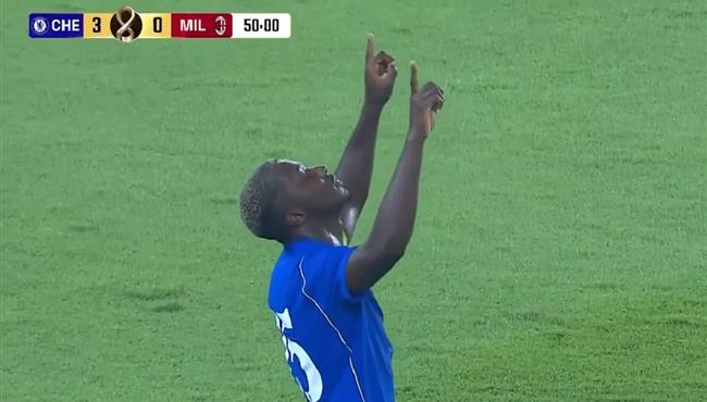 هدف كايسيدو الرائع في مرمي ميلان
