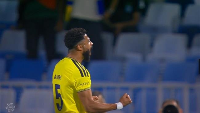 هدف النصر الاول في مرمي الرياض ورد فعل رونالدو